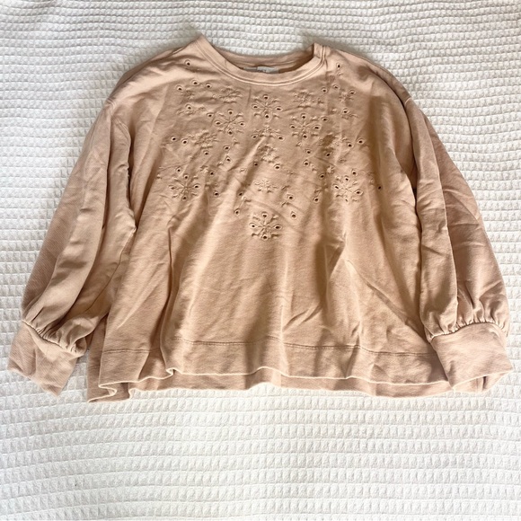 LOFT Tops - LOFT Beige Eyelet Sweatshirt XL